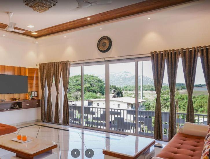 7Bhk Villa With Wonderful View And Good Food Lonavala Luaran gambar